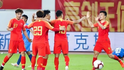 真人-U23国足踢日本最强11人预测，直接主打541阵型，蒯纪闻无缘